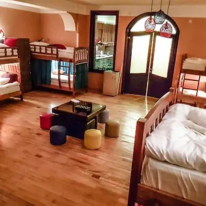 https://museum-hostel-tbilisi.alltbilisihotels.com